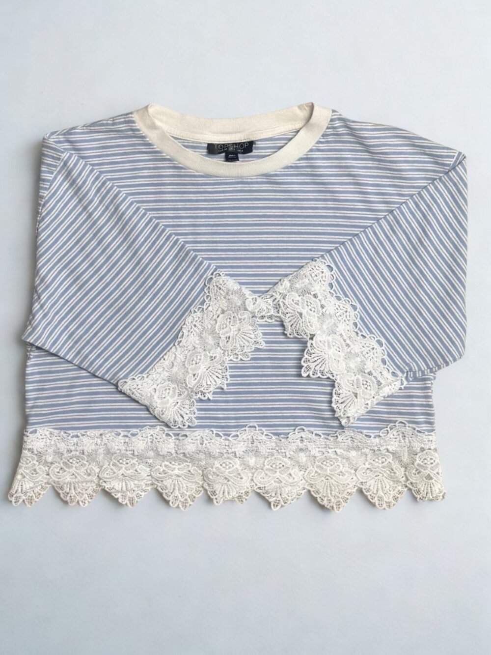 Topshop Blue & White Striped Cropped Tee with Lace Trim Women's US Size 2